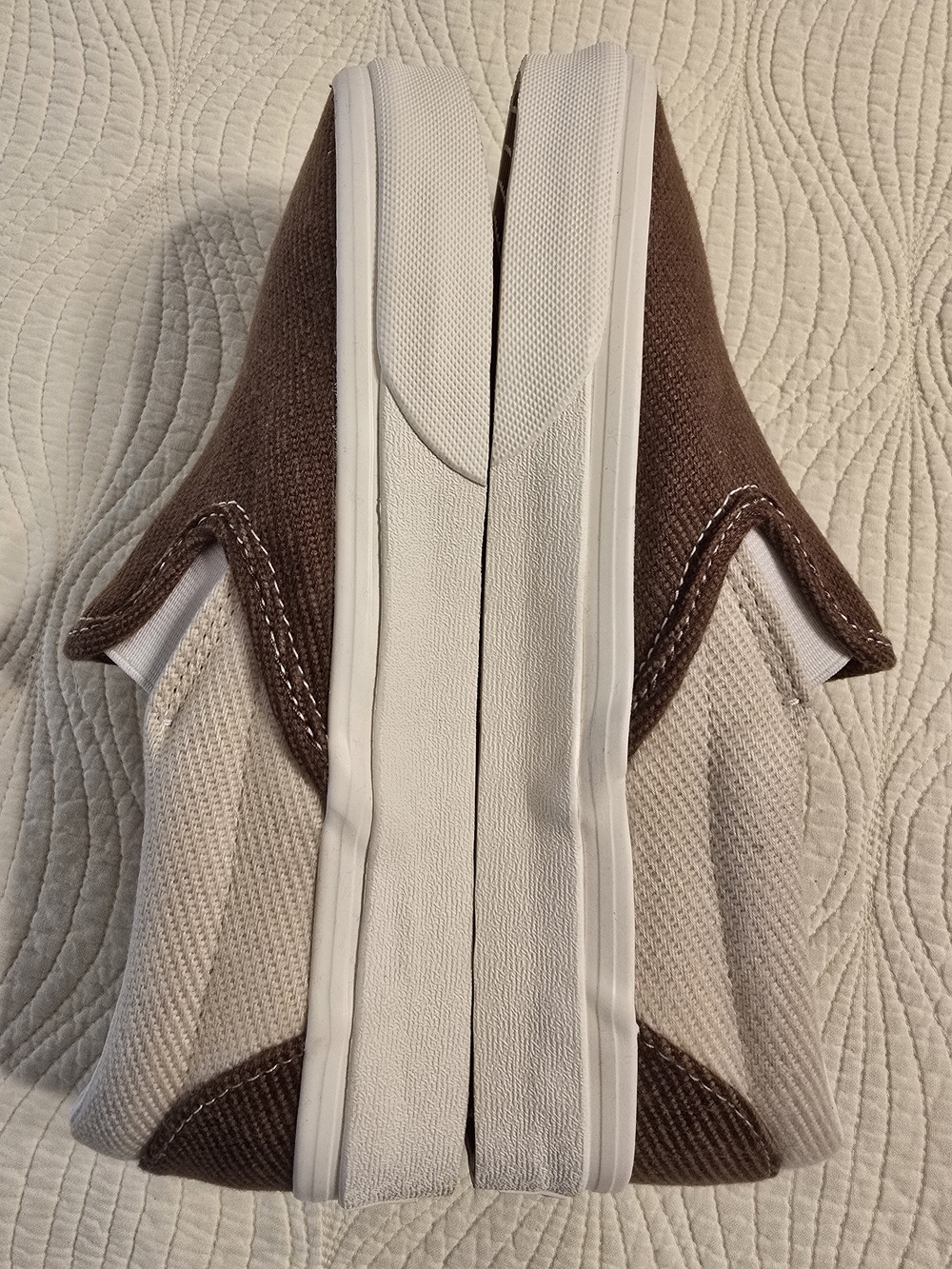 NWT Vans Ladies Classic Slip-On Corduroy Sneakers - Picture 6 of 7